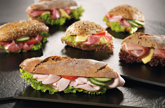 Brötchen zum Belegen