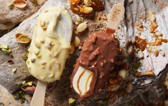 Nuii Pistacio and Macadamia