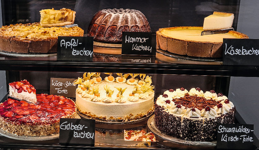 Kuchen und Torten perfekt inszeniert
