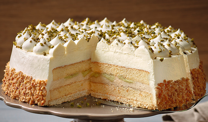 Pistazien-Marzipan-Amaretto-Torte, ungeschnitten | FRONERI Schöller