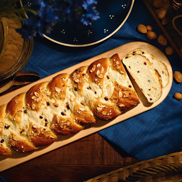 Omas Landkuchen Butter-Hefezopf