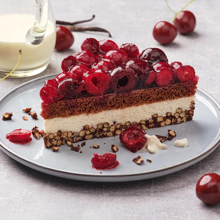 UNSERE PRACHTSTÜCKE Kirsch-Vanille-Crossie-Ecke, vorgeschnitten ...